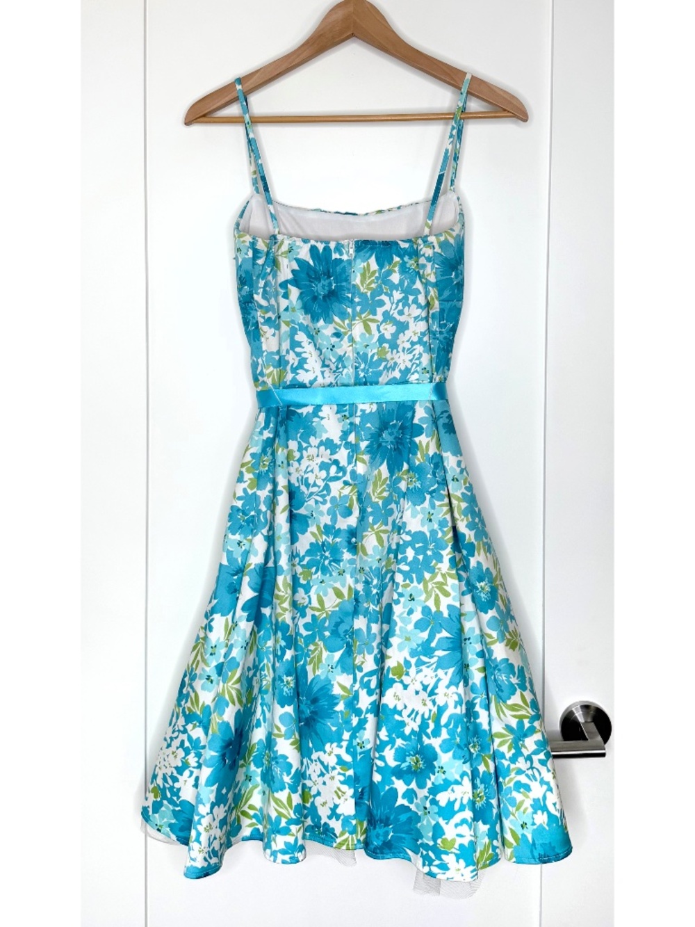 Vintage Floral Print Midi Sleeveless Summer Dress Size 12 Fit and Flare - Picture 4 of 10